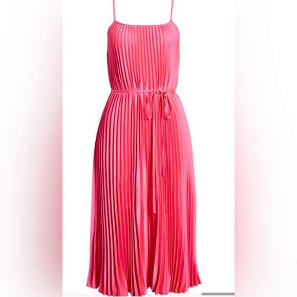 NWT SAM EDELMAN
Hammered Satin Plissé Dress in Hot Pink - Picture 5 of 6